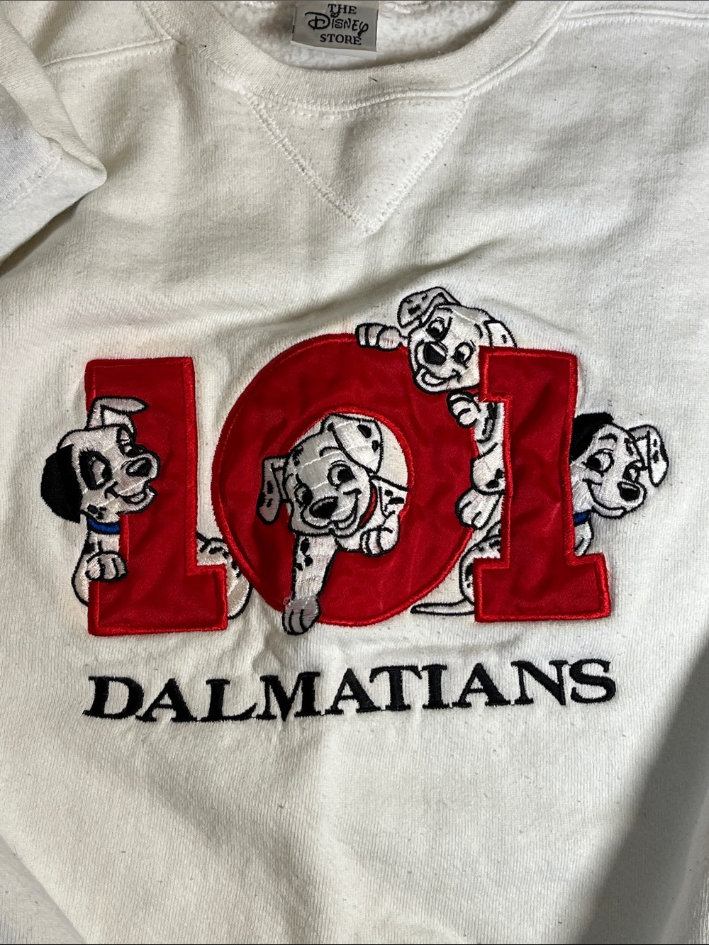 Disney Store White Crewneck Sweatshirt with 101 Dalmatian Graphic
XL - Picture 4 of 7